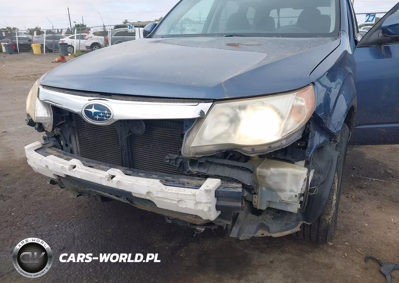 2011 Subaru Forester 2.5X Premium VIN:JF2SHADC9BH732581 - 6