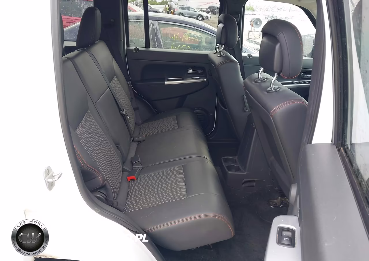 2012 Jeep Liberty Sport VIN:1C4PJMAK8CW135702 - 8