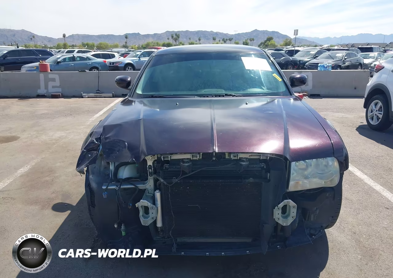 2008 Chrysler 300 Touring VIN:2C3KA53GX8H255777 - 13