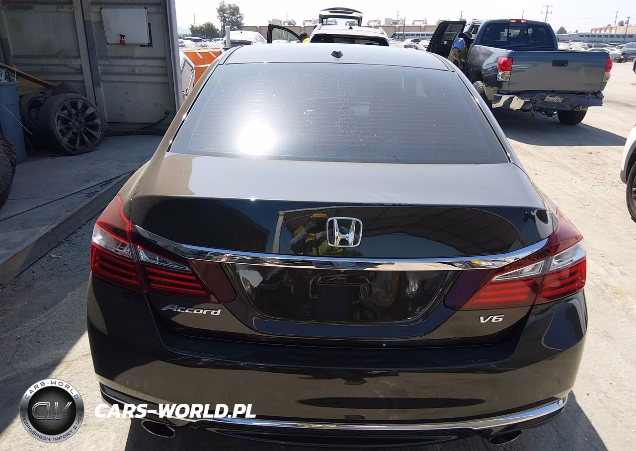2017 Honda Accord Ex-L V6 VIN:1HGCR3F82HA008478 - 16