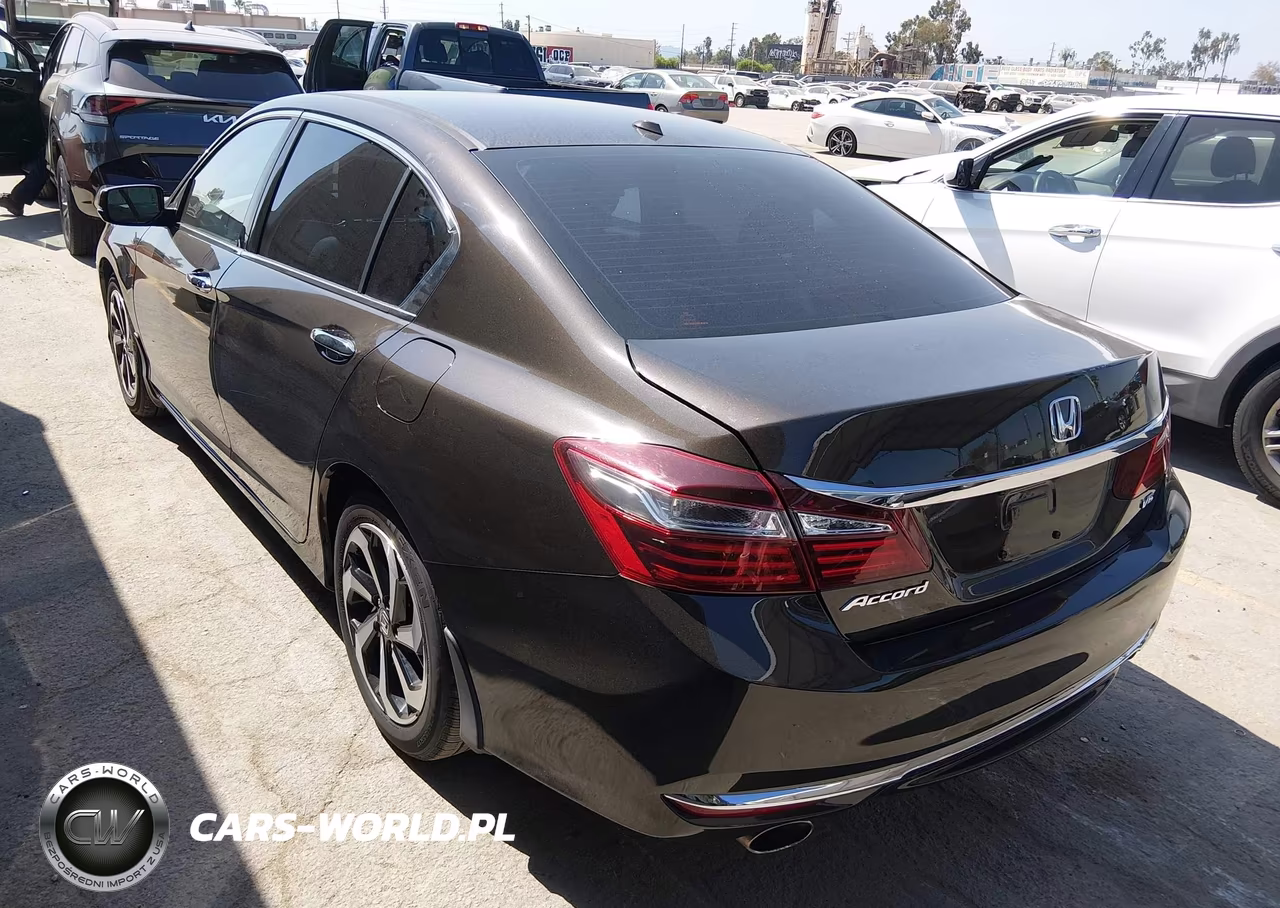 2017 Honda Accord Ex-L V6 VIN:1HGCR3F82HA008478 - 3