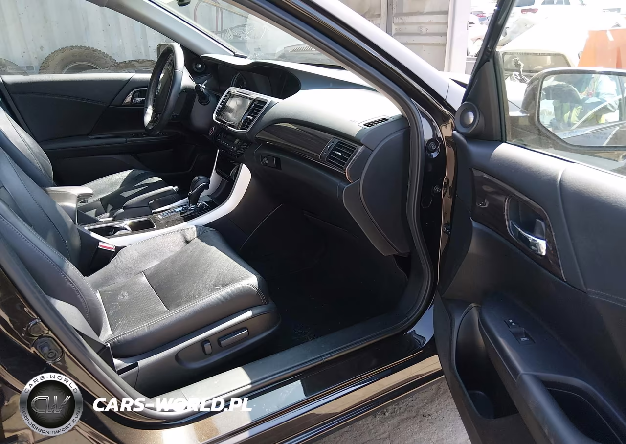 2017 Honda Accord Ex-L V6 VIN:1HGCR3F82HA008478 - 5