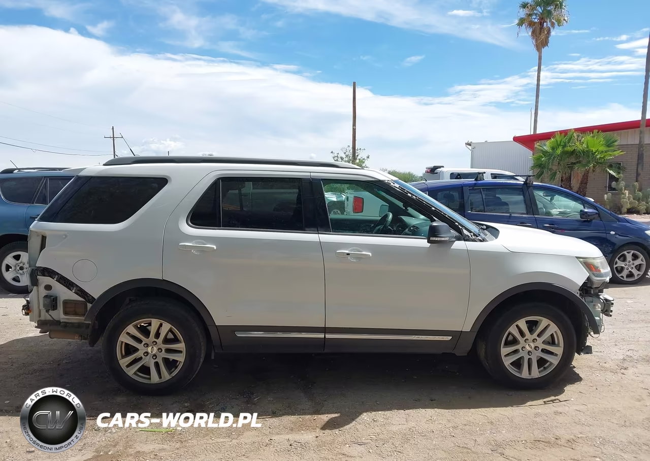 2019 Ford Explorer Xlt VIN:1FM5K8D88KGB46912 - 14