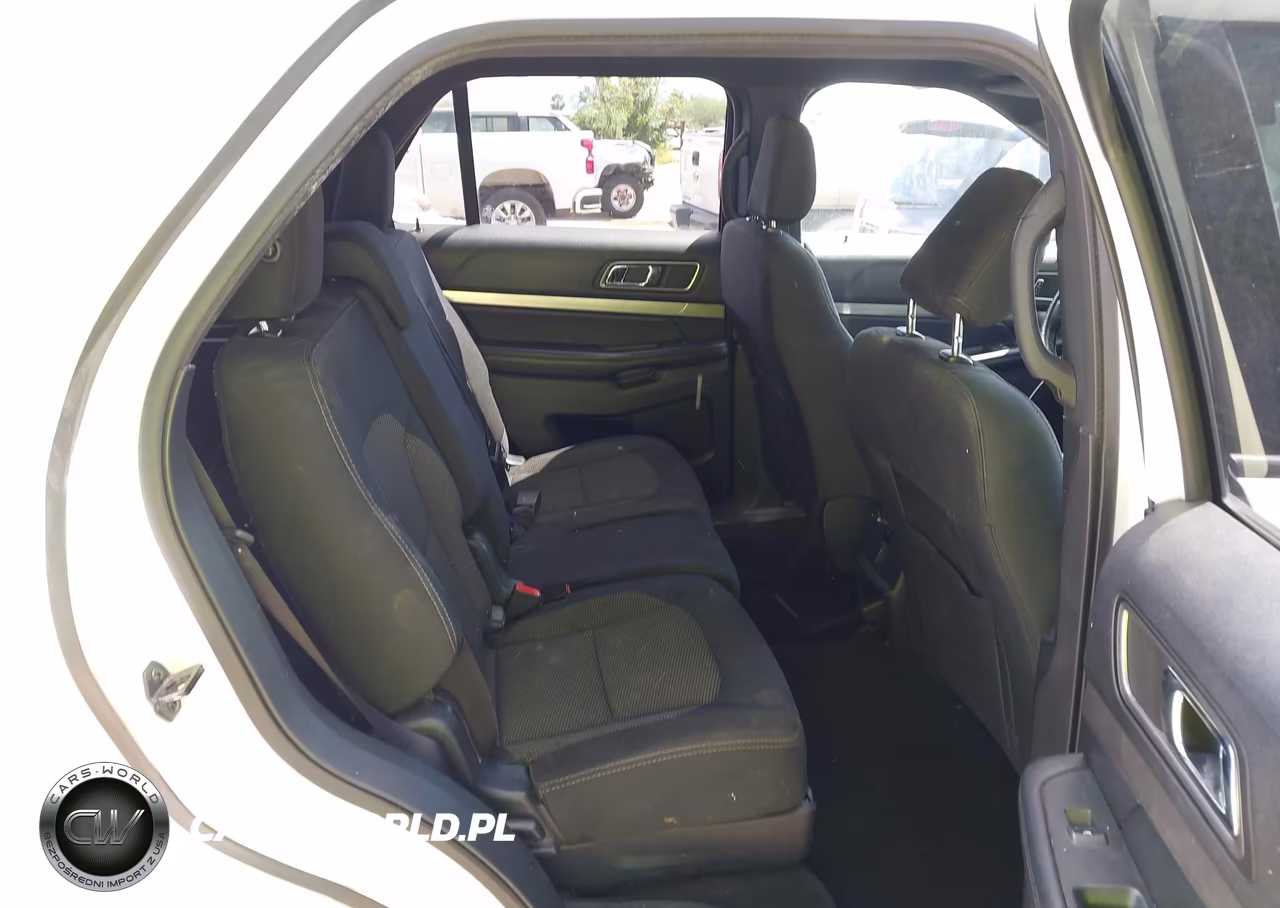 2019 Ford Explorer Xlt VIN:1FM5K8D88KGB46912 - 8
