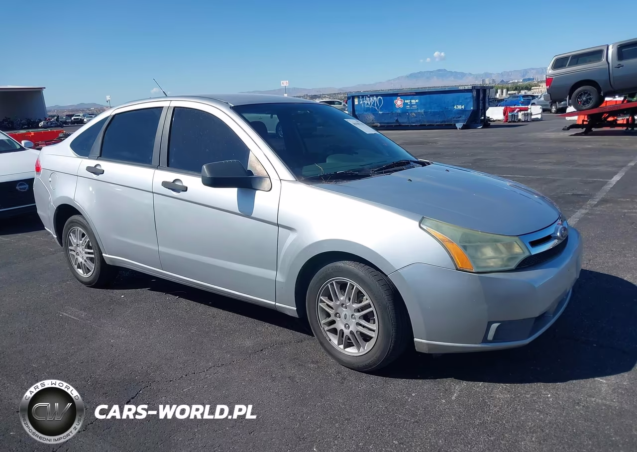 2010 Ford Focus Se VIN:1FAHP3FN7AW273329 - 1