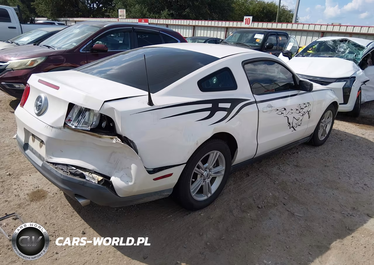 2011 Ford Mustang V6 VIN:1ZVBP8AM8B5151787 - 4