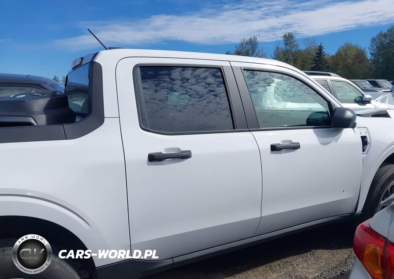 2025 Ford Maverick Xlt VIN:3FTTW8H3XSRA58600 - 14