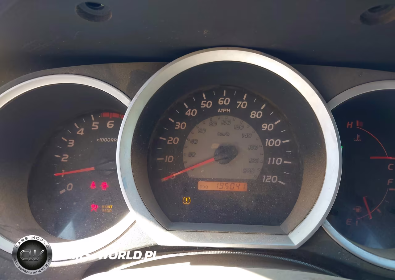 2008 Toyota Tacoma Base V6 VIN:3TMLU42N48M018382 - 7