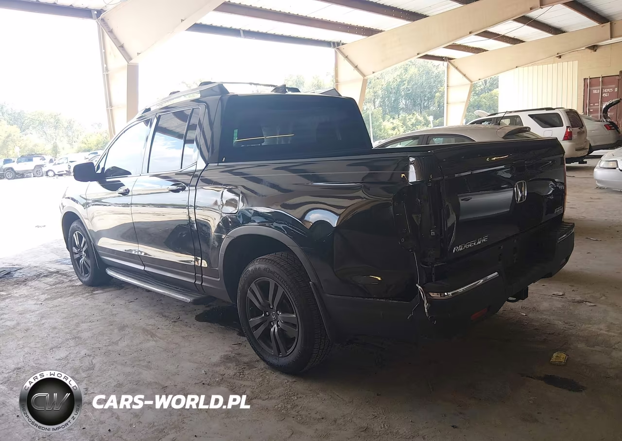 2019 Honda Ridgeline Sport VIN:5FPYK3F17KB046547 - 3