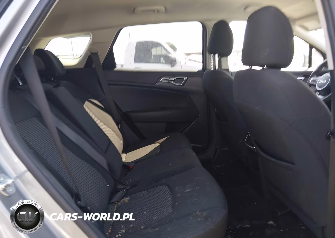 2025 Kia Sportage Lx VIN:KNDPUCDF0S7353738 - 8