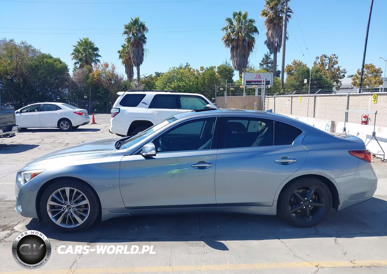 2018 Infiniti Q50 3.0T Luxe VIN:JN1EV7AP3JM364728 - 14