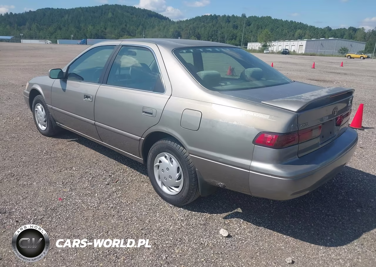 1998 Toyota Camry Le VIN:4T1BG22K4WU222990 - 3