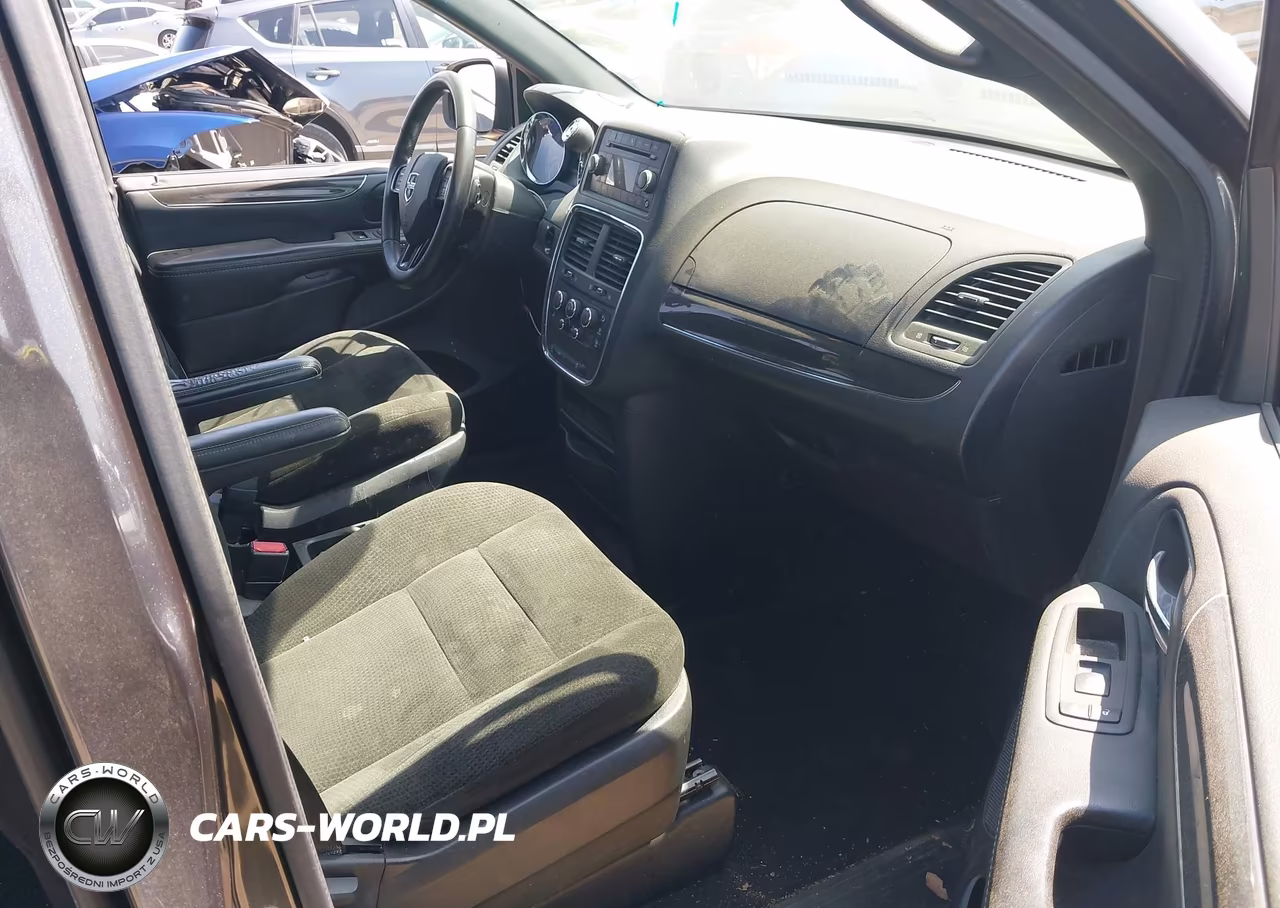 2015 Dodge Grand Caravan Se Plus VIN:2C4RDGBGXFR736683 - 5