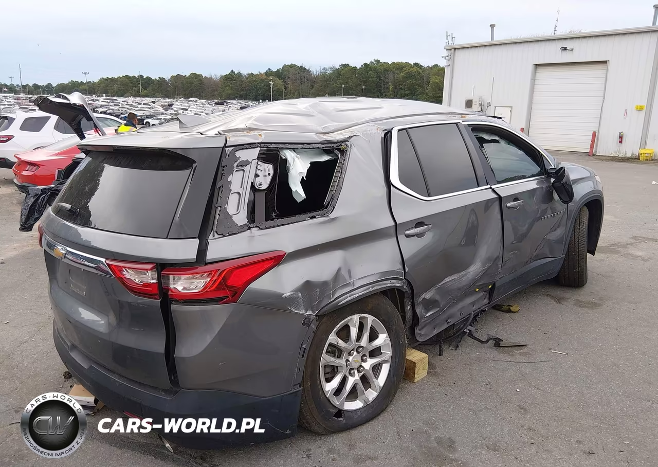 2019 Chevrolet Traverse Ls VIN:1GNERFKW7KJ306830 - 4