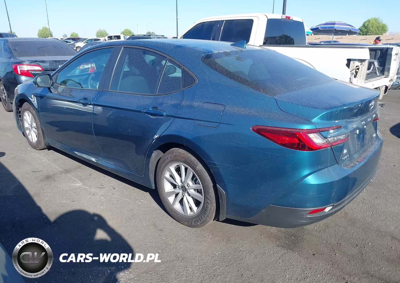 2025 Toyota Camry Le VIN:4T1DAACKXSU194075 - 3