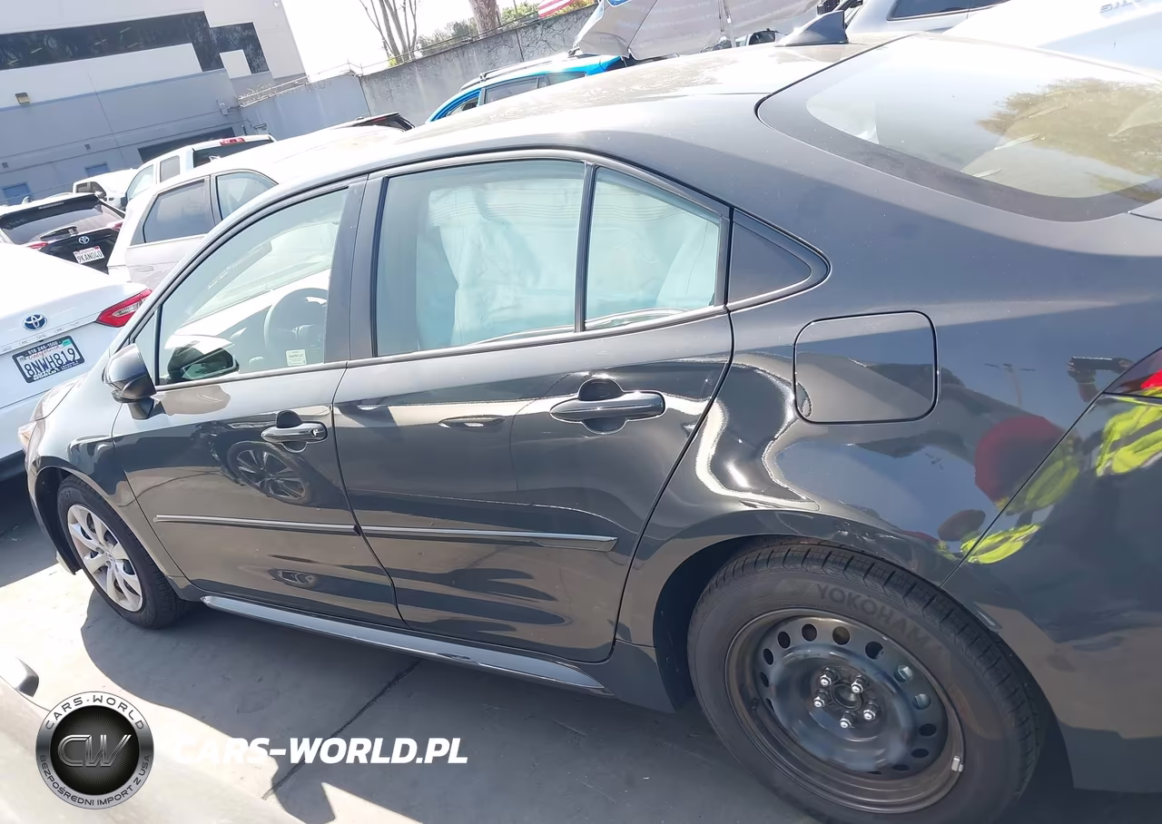 2026 Toyota Corolla Le VIN:JTDB4MEE2T3040799 - 14