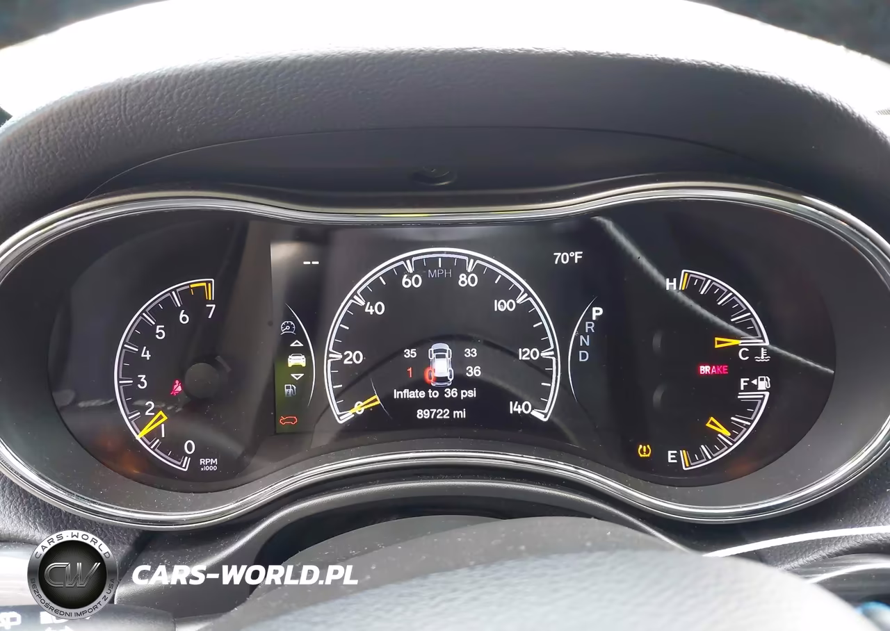 2019 Jeep Grand Cherokee Upland 4X4 VIN:1C4RJFAG9KC546025 - 7