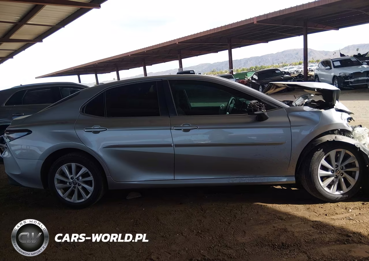 2021 Toyota Camry Le VIN:4T1C11AK3MU421964 - 13