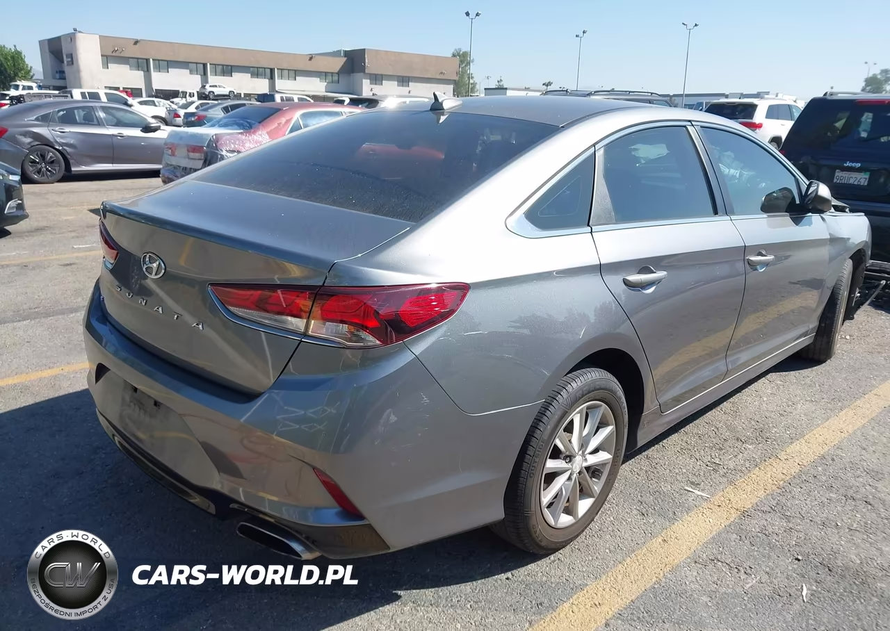 2019 Hyundai Sonata Se VIN:5NPE24AF2KH759801 - 4