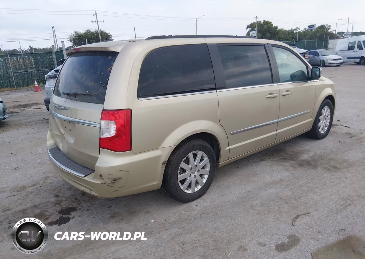 2012 Chrysler Town & Country Touring-L VIN:2C4RC1CG3CR125498 - 4