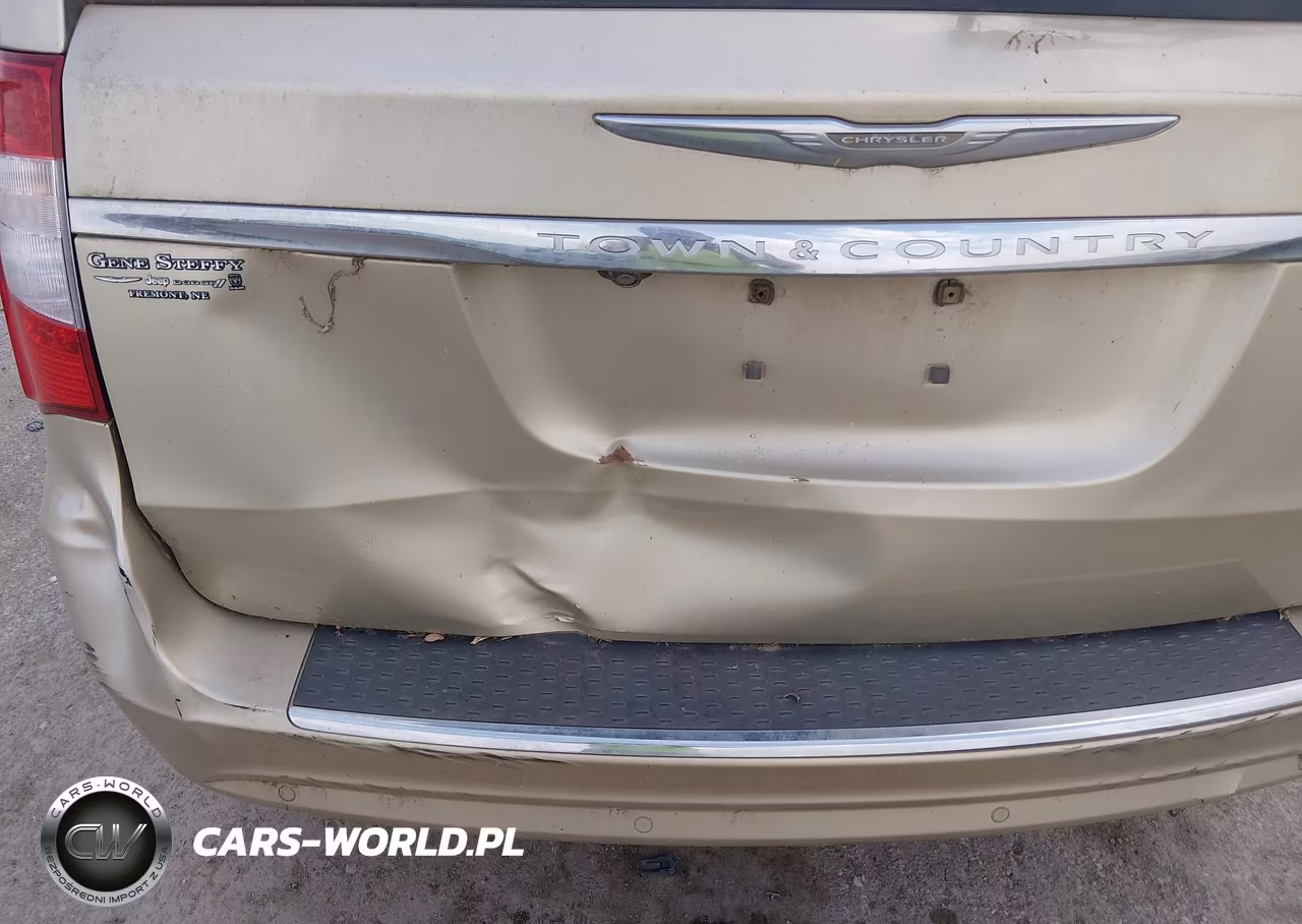 2012 Chrysler Town & Country Touring-L VIN:2C4RC1CG3CR125498 - 6