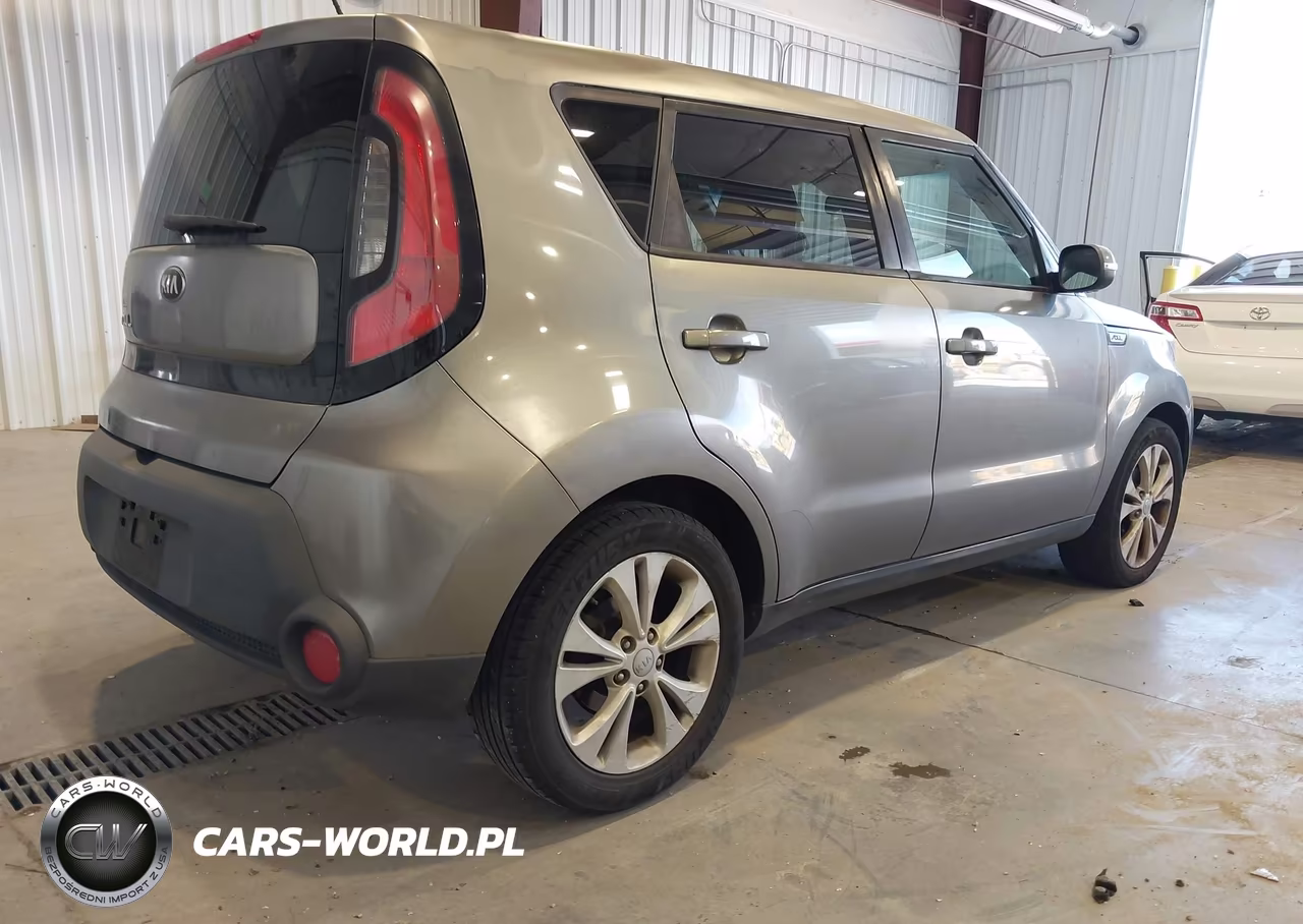 2014 Kia Soul + VIN:KNDJP3A53E7084213 - 4