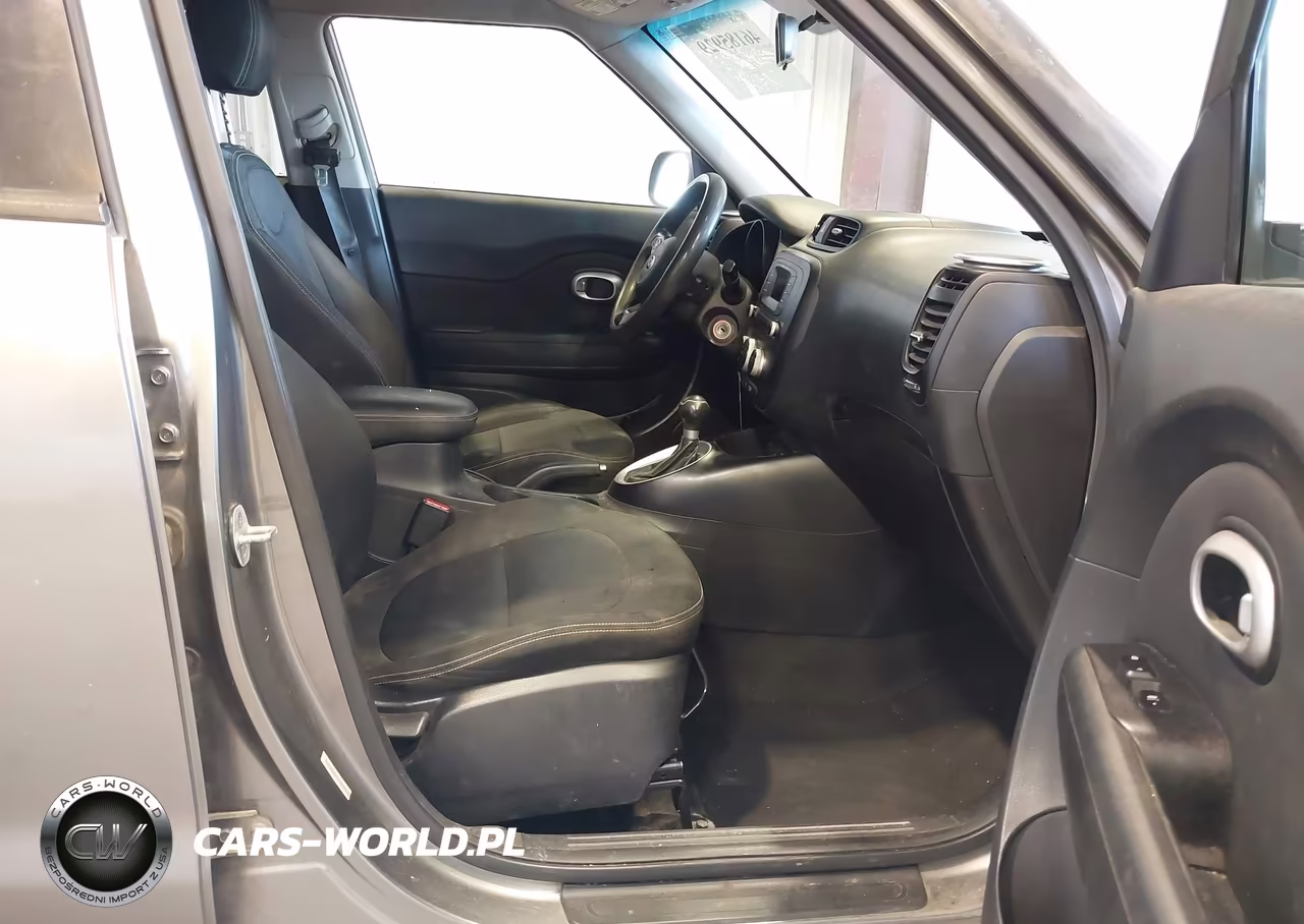 2014 Kia Soul + VIN:KNDJP3A53E7084213 - 5