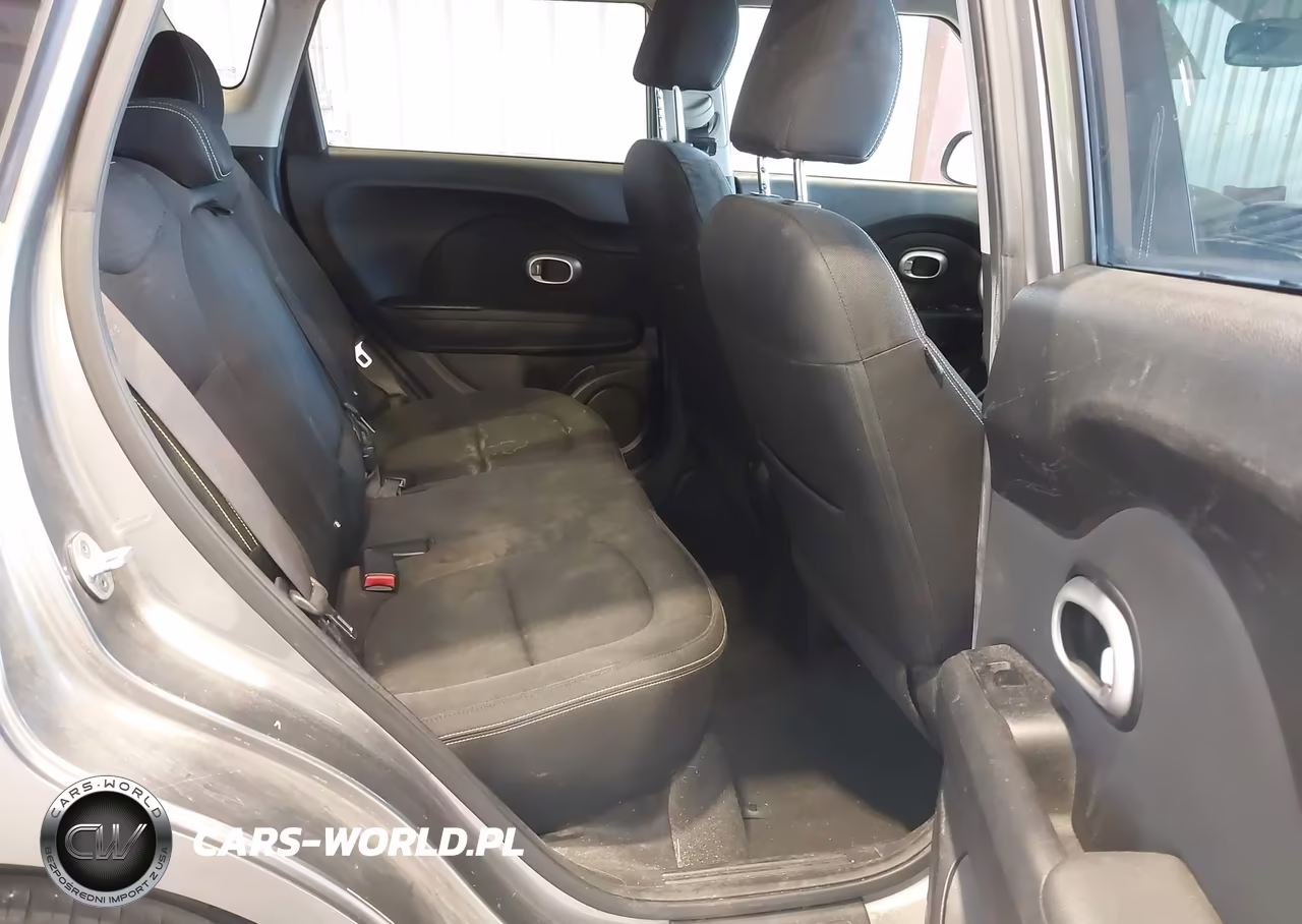 2014 Kia Soul + VIN:KNDJP3A53E7084213 - 8