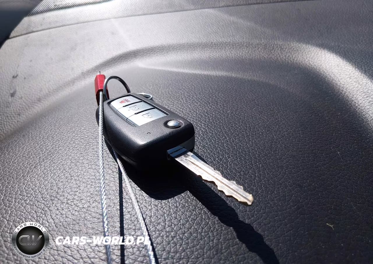 2018 Nissan Rogue S VIN:JN8AT2MT5JW465677 - 11