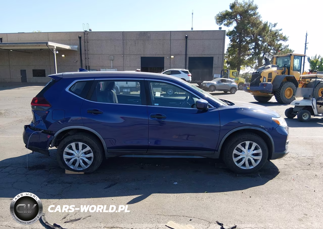 2018 Nissan Rogue S VIN:JN8AT2MT5JW465677 - 13