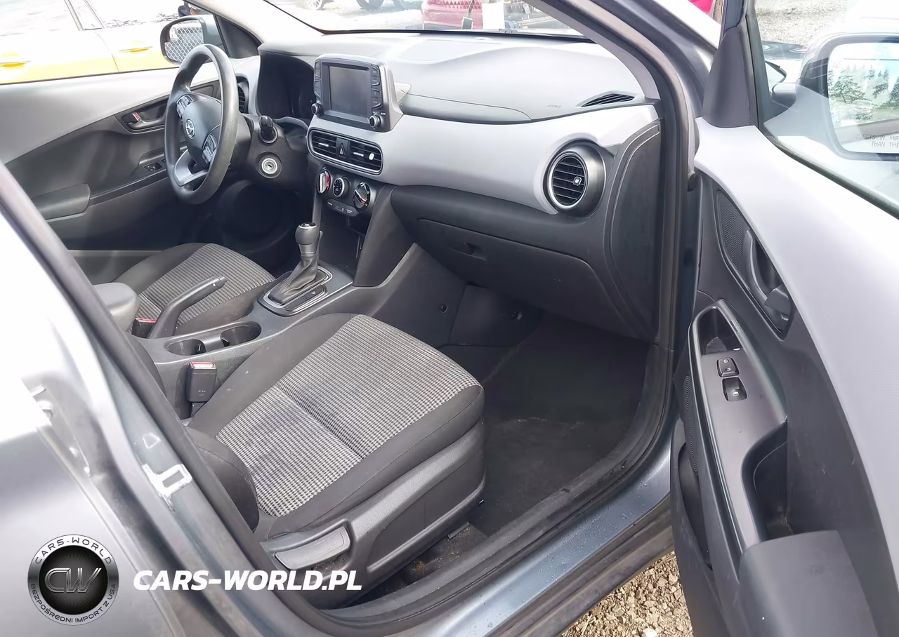 2020 Hyundai Kona Se VIN:KM8K12AA8LU470374 - 17