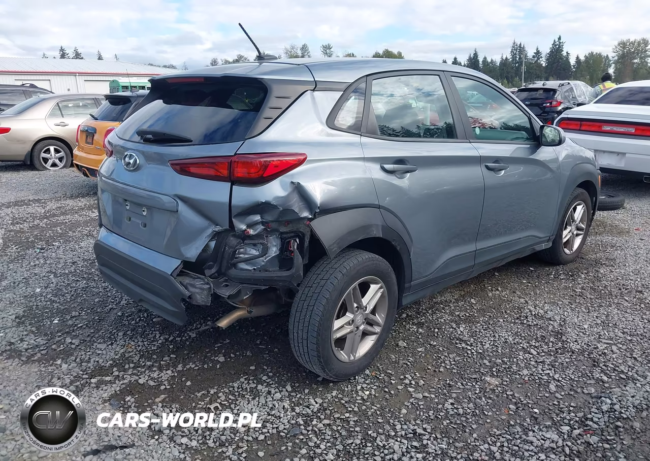 2020 Hyundai Kona Se VIN:KM8K12AA8LU470374 - 4