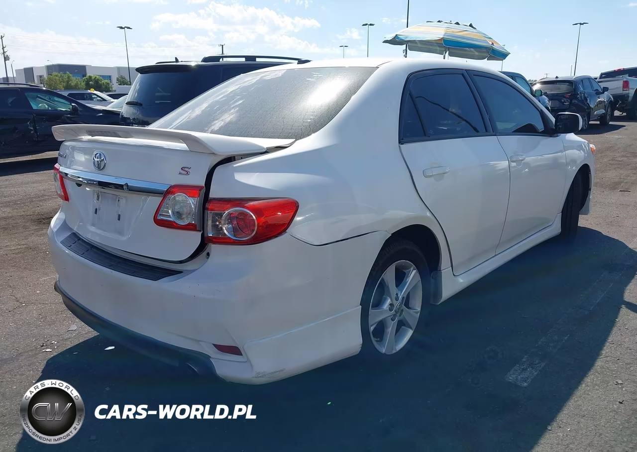 2011 Toyota Corolla S VIN:2T1BU4EE3BC677013 - 4