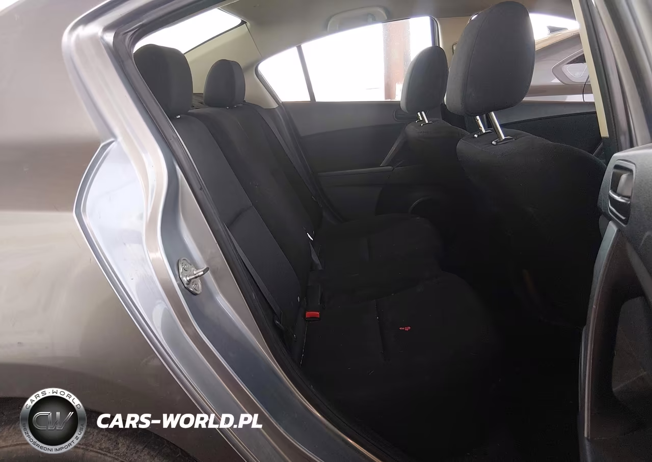 2011 Mazda Mazda3 I Sport VIN:JM1BL1UG6B1490227 - 8