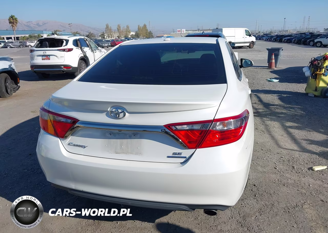 2016 Toyota Camry Se VIN:4T1BF1FK6GU513130 - 15