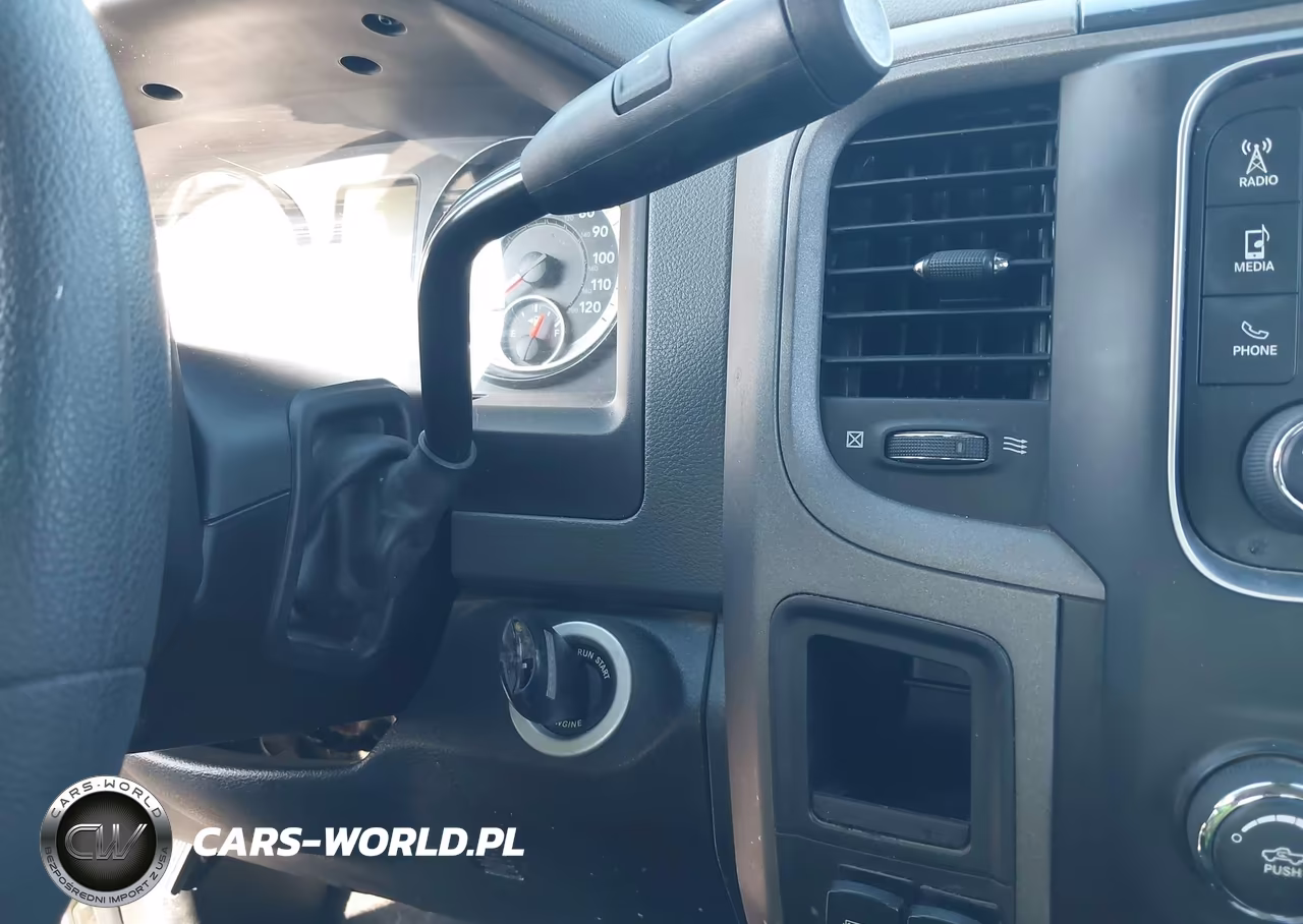 2018 Ram 2500 Tradesman 4X4 6'4 Box VIN:3C6UR5CJ9JG141131 - 11