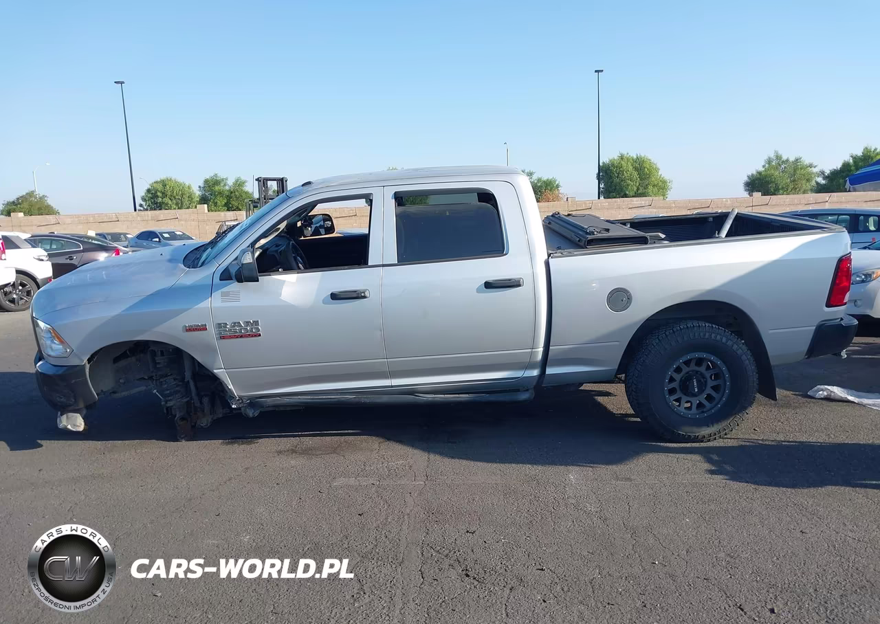 2018 Ram 2500 Tradesman 4X4 6'4 Box VIN:3C6UR5CJ9JG141131 - 15
