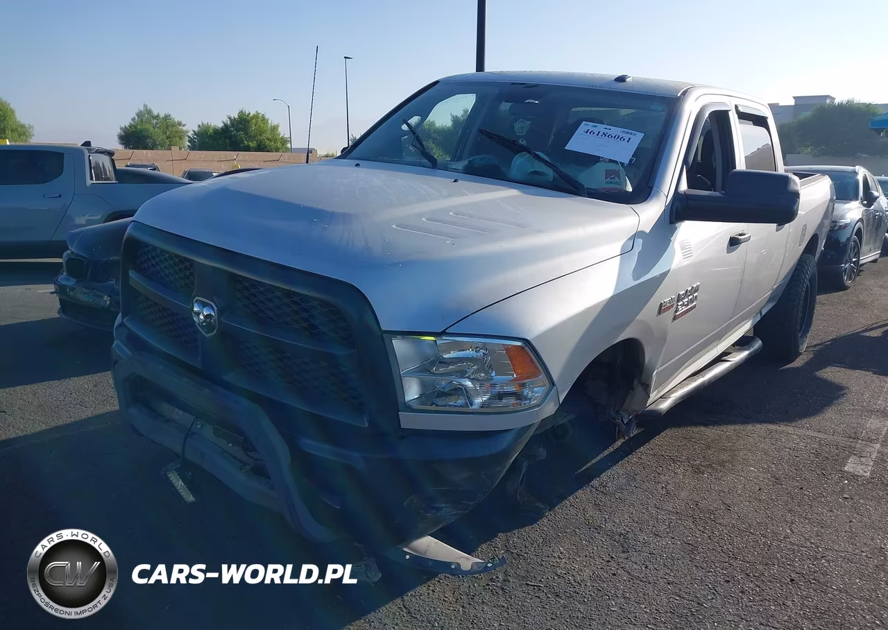 2018 Ram 2500 Tradesman 4X4 6'4 Box VIN:3C6UR5CJ9JG141131 - 2