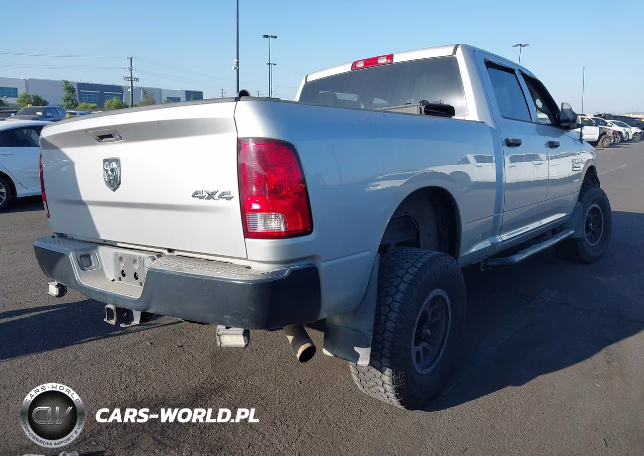 2018 Ram 2500 Tradesman 4X4 6'4 Box VIN:3C6UR5CJ9JG141131 - 4