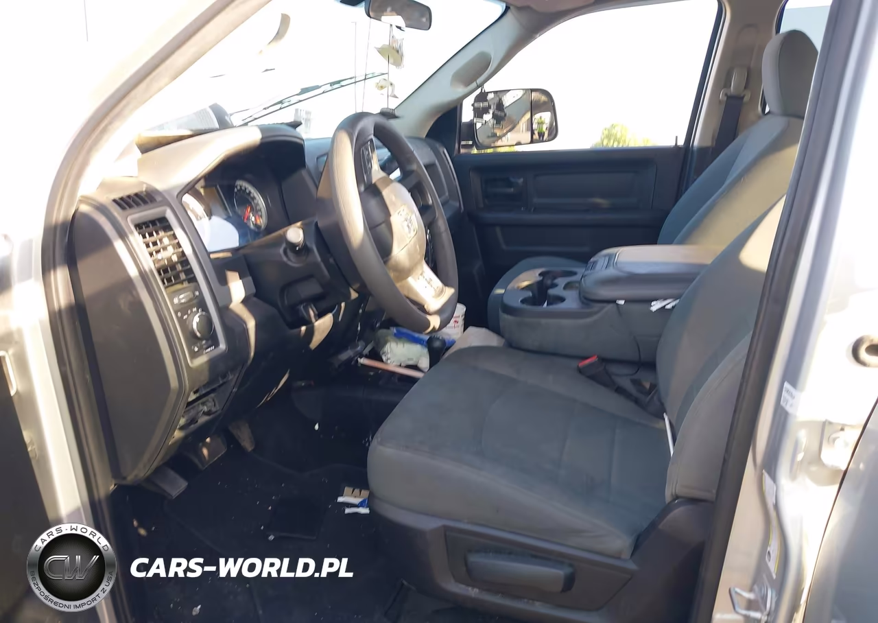 2018 Ram 2500 Tradesman 4X4 6'4 Box VIN:3C6UR5CJ9JG141131 - 5