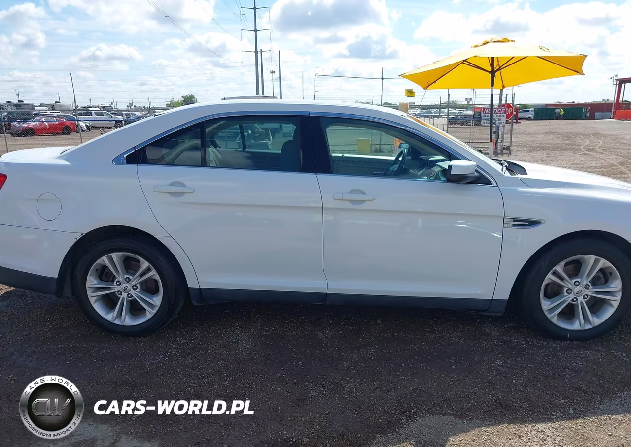 2015 Ford Taurus Sel VIN:1FAHP2E80FG112537 - 13