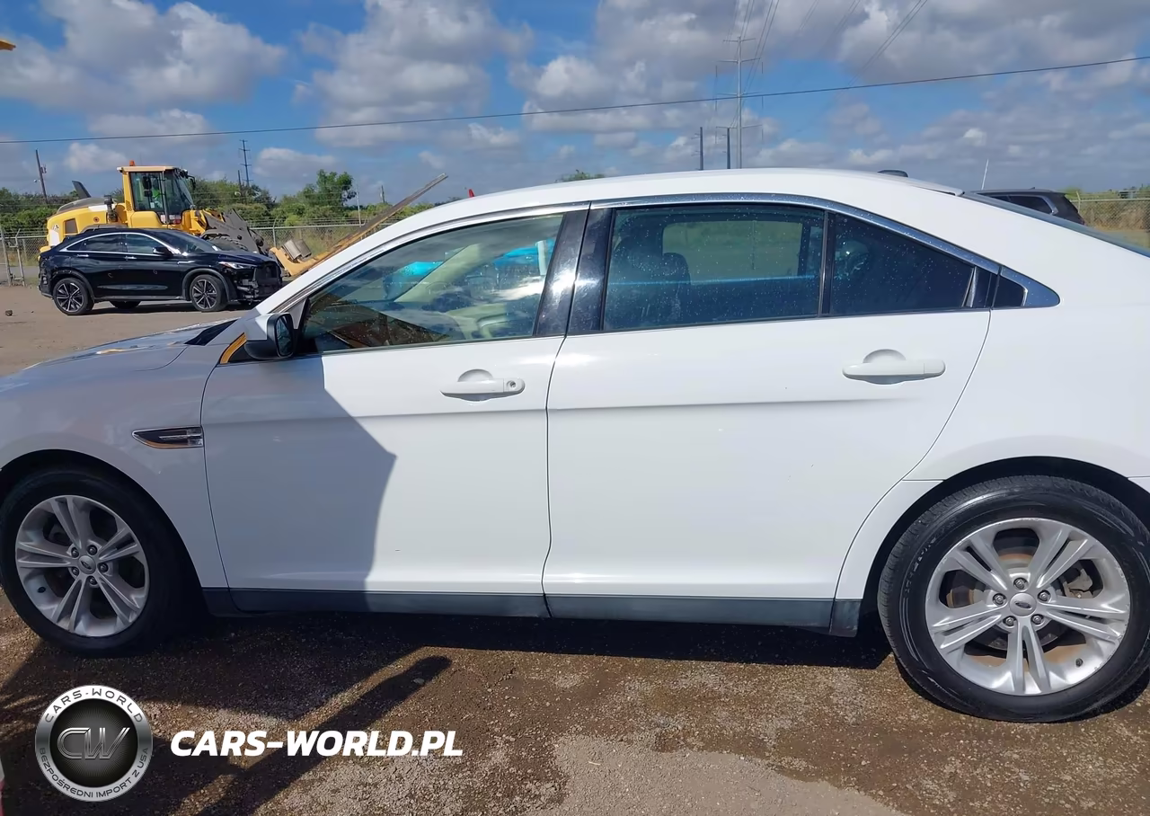 2015 Ford Taurus Sel VIN:1FAHP2E80FG112537 - 14