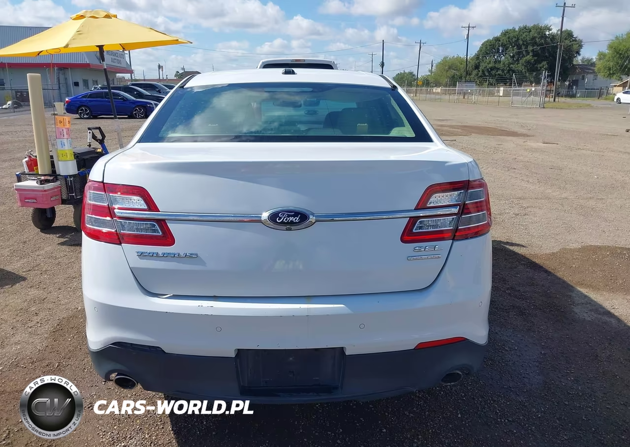 2015 Ford Taurus Sel VIN:1FAHP2E80FG112537 - 16