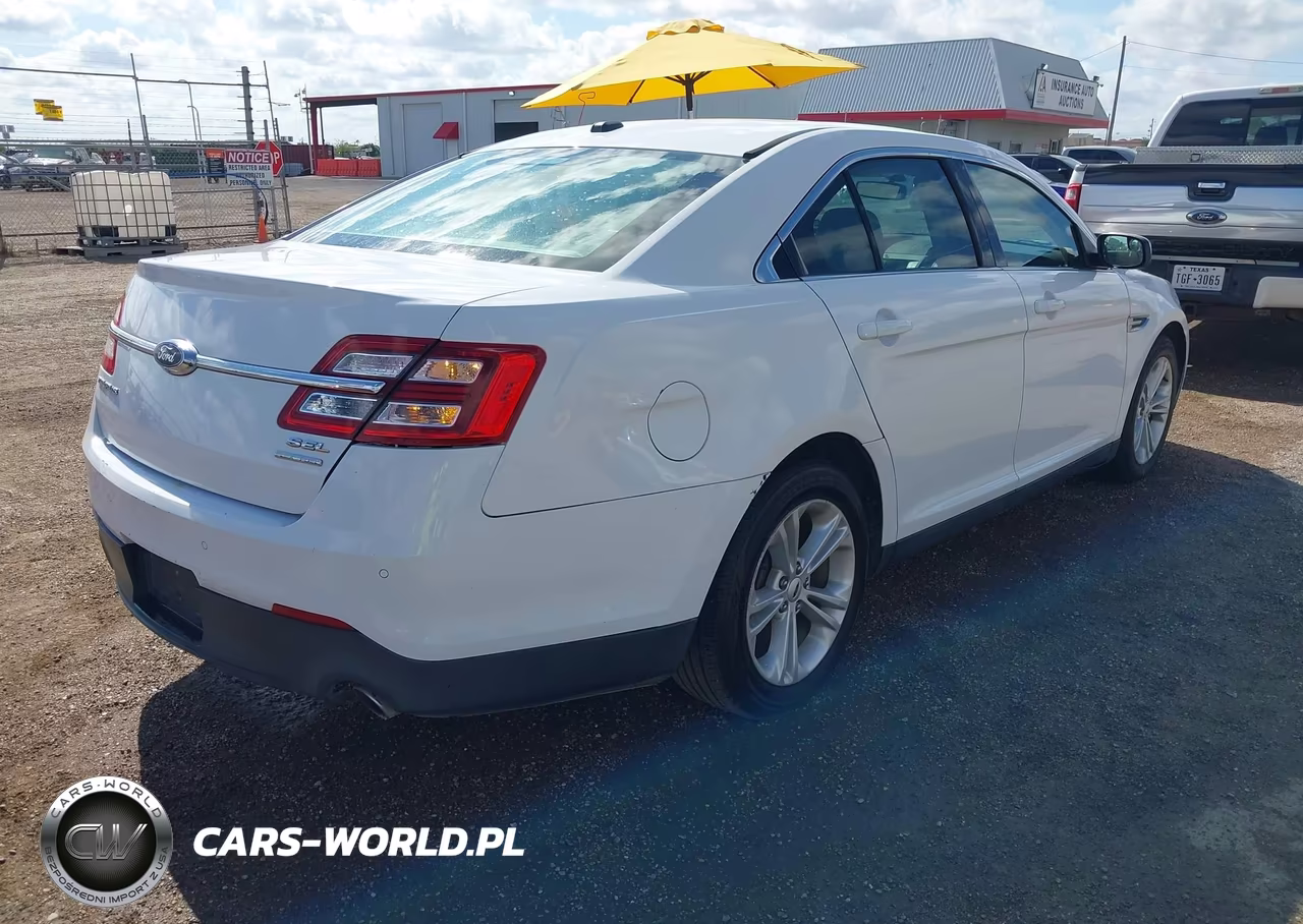 2015 Ford Taurus Sel VIN:1FAHP2E80FG112537 - 4