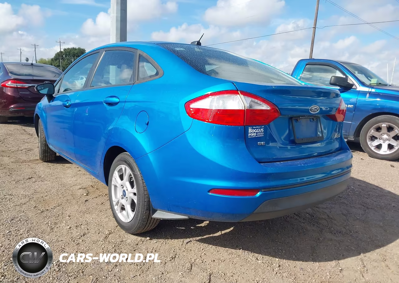 2015 Ford Fiesta Se VIN:3FADP4BJXFM175829 - 3