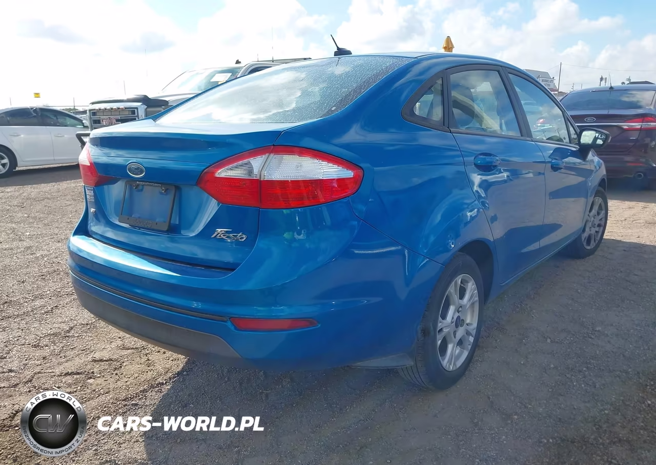 2015 Ford Fiesta Se VIN:3FADP4BJXFM175829 - 4