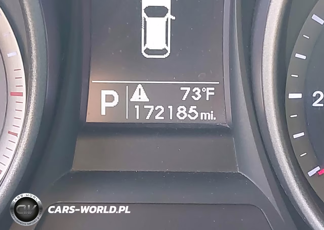 2014 Hyundai Santa Fe Sport 2.4L VIN:5XYZTDLB7EG158811 - 15