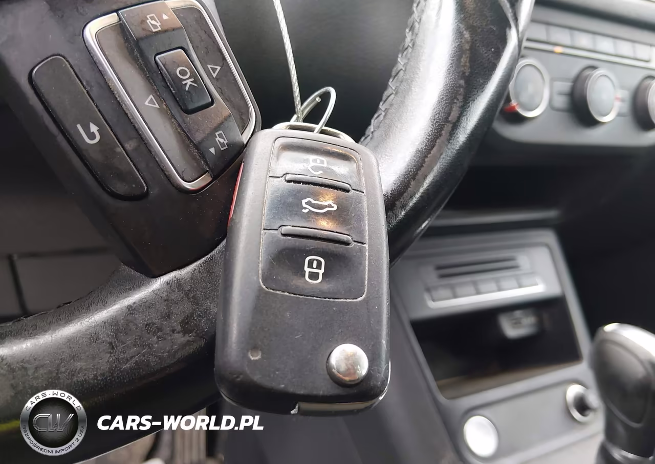2017 Volkswagen Tiguan 2.0T-2.0T S VIN:WVGAV7AX5HK043173 - 11