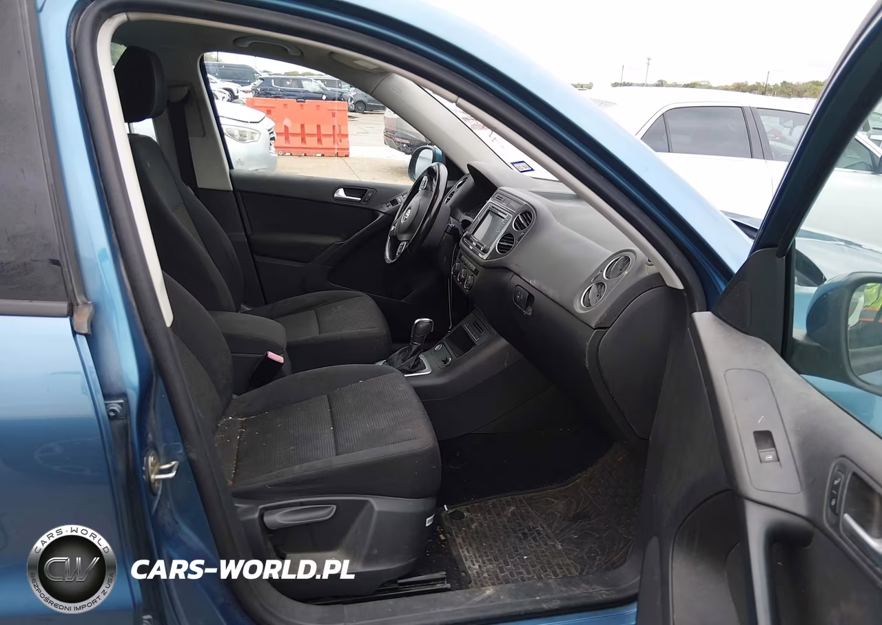 2017 Volkswagen Tiguan 2.0T-2.0T S VIN:WVGAV7AX5HK043173 - 5