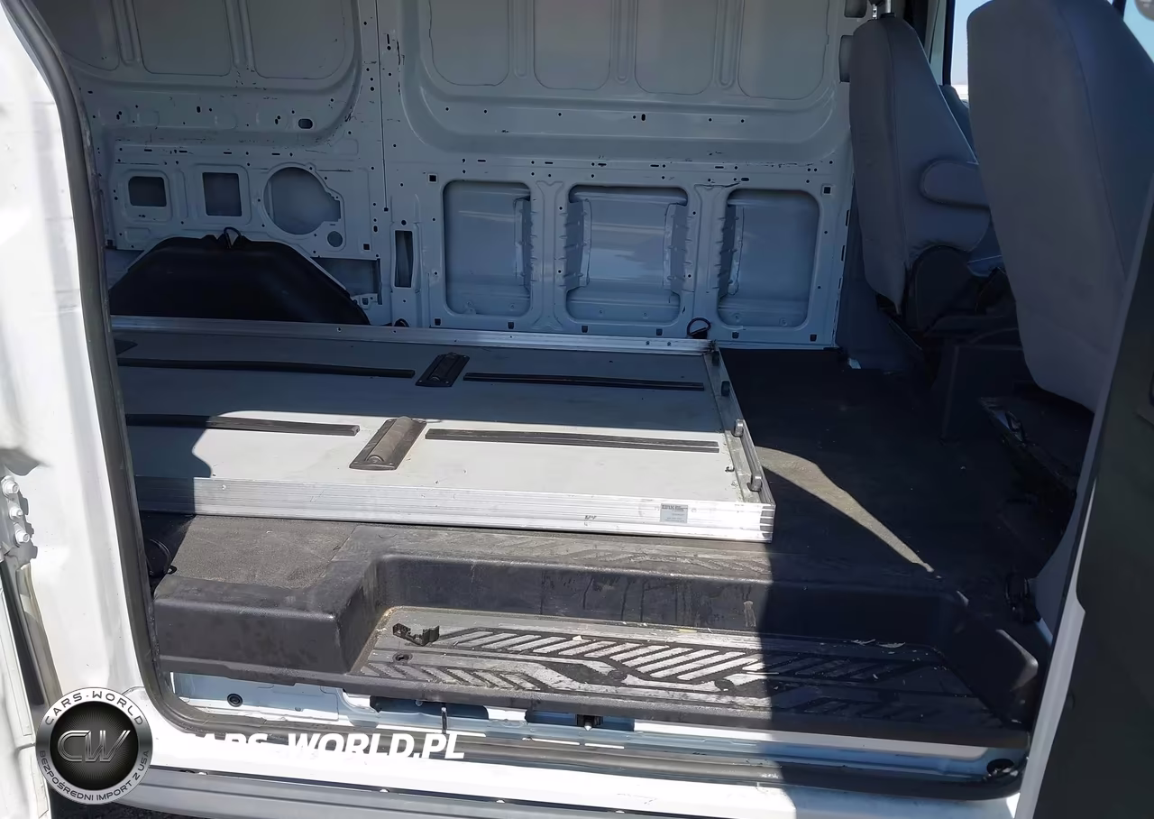 2015 Ford Transit-150 VIN:1FTNE1ZM6FKA79125 - 8